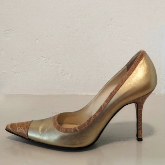 Vintage DOLCE & GABBANA Gold Leather Embossed Croc Trimmed Stiletto Pumps, Sz. 6 - Picture 13 of 16